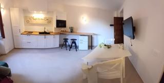 La Piccola Via Delle Rose - 2