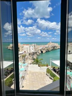 The Best, Sea, Old town, and sunrise view Apartment with balcony - Vieste - 9