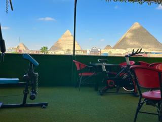Royal tomps of the pyramids - Cairo - 5