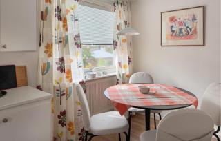 2 Bedroom Nice Home In Kungshamn - Kungshamn - 2