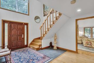 Pet-Friendly 4BR Fireplace Patio BBQ - Lincoln - 6