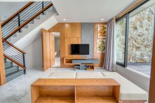 Bhumi Villas 2BR Ricefield View in Canggu - 2
