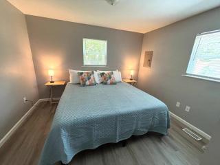 Ranch-Hot Tub-Pets-2 King Beds-Kids-Fenced Yard - Columbus - 9