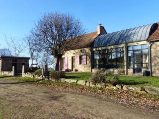 Fermette rénovée avec charme Bourbonnais, jardin arboré, clim, Wifi, animaux acceptés, proche Commentry - FR-1-489-228 - Beaune dʼAllier - 6