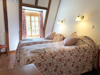 Élégant cottage médiéval restauré avec piscine, cheminée, proche du golf et attractions culturelles - FR-1-489-335 - 4