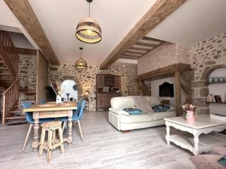 Gîte rustique rénové avec jeux pour enfants, climatisation et jardin privatif à Rocles - FR-1-489-546 - - 7