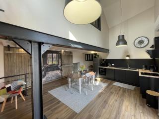 Gîte Contemporain pour 4 avec Piscine Chauffée et Bureau à Proximité des Sites Historiques - FR-1-489-444 - 5