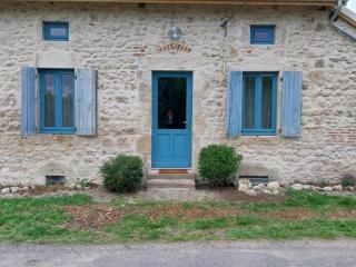 Gîte Les Hirondelles à Chavroches - 5 personnes, animaux acceptés - FR-1-489-574 - - 6
