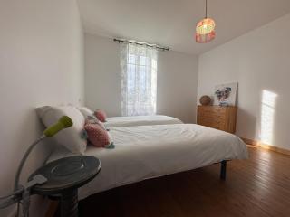 Maison 19ème rénovée avec terrasse et bornes de recharge - FR-1-489-406 - Cindré - 5
