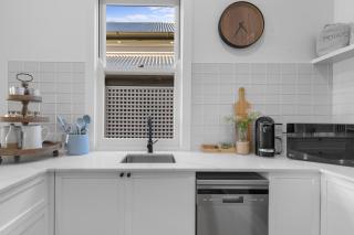 Family-Friendly 3-Bed Apartment in New Farm - Brisbane - 1