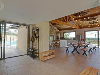 Grande maison rénovée avec piscine chauffée, salle de jeux, pour 14 pers. à Sail-les-Bains - FR-1-496-301 - 7