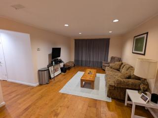 2BR 2BA Condo - Quick NYC Access! - Fort Lee - 0
