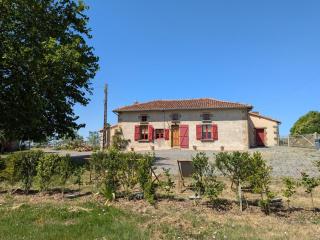 Charmante Maison de Campagne avec Piscine Chauffée en Charente - FR-1-653-278 - Abzac - 3