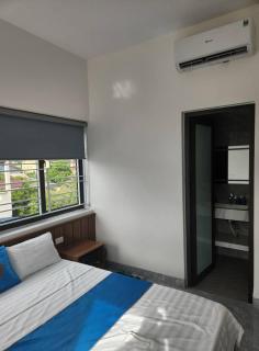 Lộc Phát Hotel MC by BAY LUXURY - 2