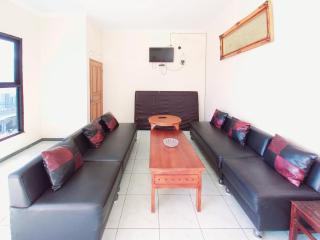 RedDoorz near BNS 3 Kota Wisata Batu - Malang - 6