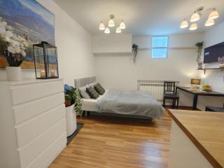 Budget Apartments&Rooms - Warsaw - 0