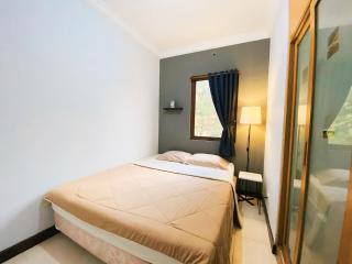 Comfortable 2BR @ The Majesty Hotel & Apartment By Parker House - 3