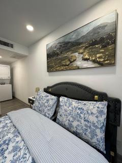 DT Dallas l Quiet Abode 1 BD l 5 Min from Love Field - Dallas - 1