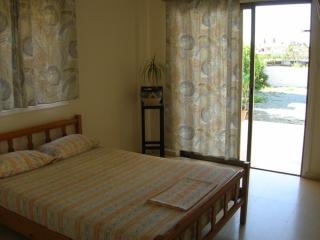 Marios Apartments - Perivolia - 2