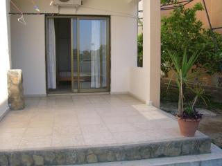 Marios Apartments - Perivolia - 3