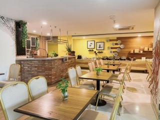 Verse Lite Hotel Gajah Mada - 4