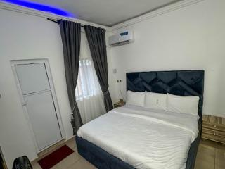 DEE OS' Hotel - 2