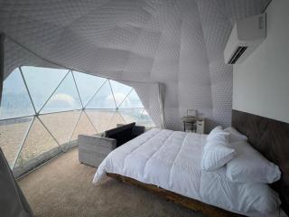 GEO Dome - Flatonia Glamping Retreat & RV Resort - Flatonia - 4