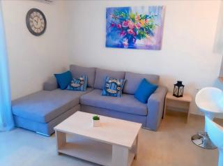 Central Apartment Near The beach with huge private terrace - Loutraki - 2