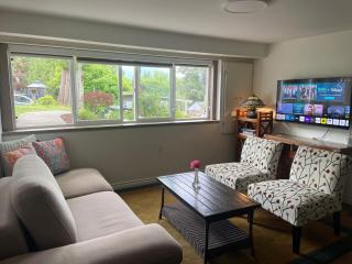 Familily Gathering Beachside Retrea 2br 2b 1den - Port Moody - 9