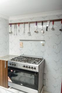 Crestwood Party House - - 3