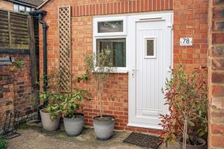 Cosy Studio Annexe in the Centre of Cheltenham - 2