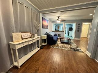 2 CoZY HOME WITH HUGE PATIO - 7