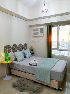 Zeke Suite At Beacon Tower Amorsolo unit 2330 - Manila - 5