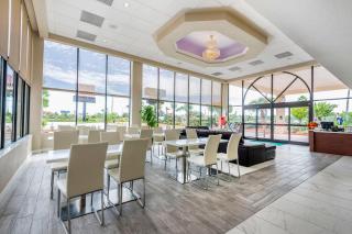 Quality Inn & Suites Kissimmee by The Lake - Orlando - 5