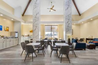 Comfort Inn & Suites Near Fallon Naval Air Station - Fallon - 2