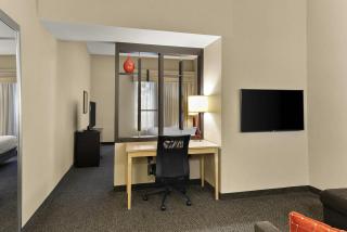 Cambria Hotel Columbus - Polaris - 4