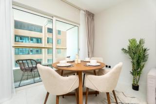 Stylish 2BR at Elite Residences - 4