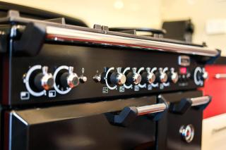 StayAU Pakenham Townhouse with Lakeview - 4