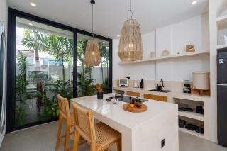 Villa Lu'um - Luxury 2BR Villa with Private Pool & Rooftop Views - 7