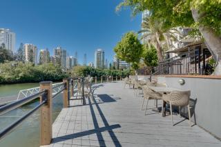 Limited Time Rate! One Bedroom, Heart of Gold Coast!!! - 1