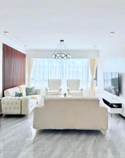 Executive elegantly furnished three bedroom apartment with all modern facilities ,modern swimming pool ,fully equipped gym,children playground and close proximity to major shopping centers and gourmet restaurants in kilimani - 8