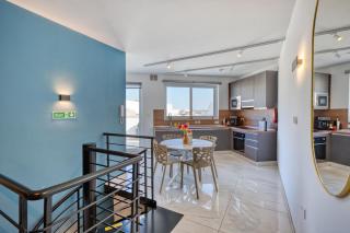 St Venera Penthouse 2 Balconies Big Screen TV - Santa Venera - 2