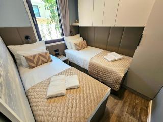 Amadria Park Camping Trogir Exclusive Beach Villas - Seget Vranjica - 1