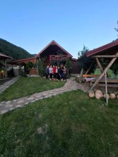 Plav Riverside Village - 8