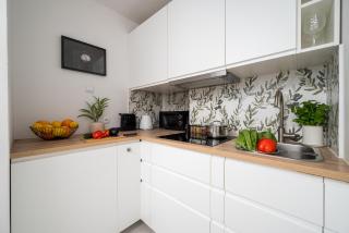 Charming air-conditioned studio 950 m from Central Station, bedroom & separate living room - Warschau - 5