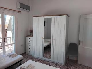 Elina's Rooms - Poros - 0