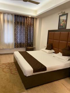 Hotel Bhola Ram Palace - 0