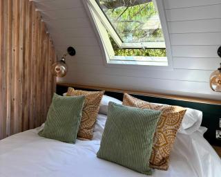 AvantGlamp - Marston Green - 1