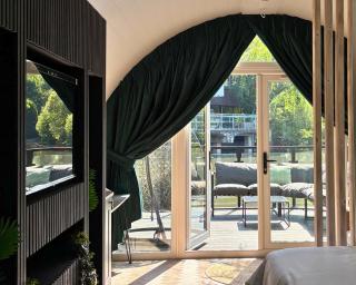 AvantGlamp - Marston Green - 0