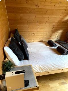Apple Tree Cabin - Mitchel Troy - 5